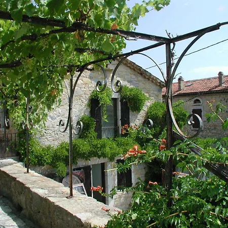 Domaine La Fontaine Du Cade Villa Lagorce  Exterior photo